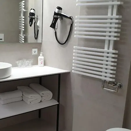 Apartamento Y Habitacions Entre Volcans *