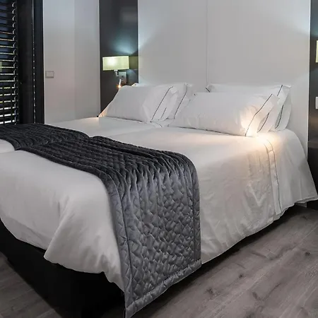 Apartamento Y Habitacions Entre Volcans *