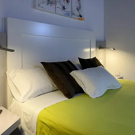 Apartamento Y Habitacions Entre Volcans *