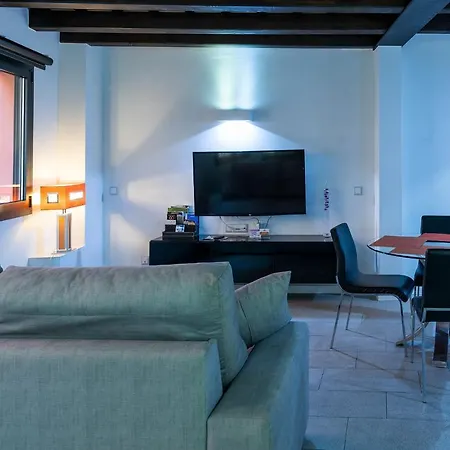 Apartamento Y Habitacions Entre Volcans