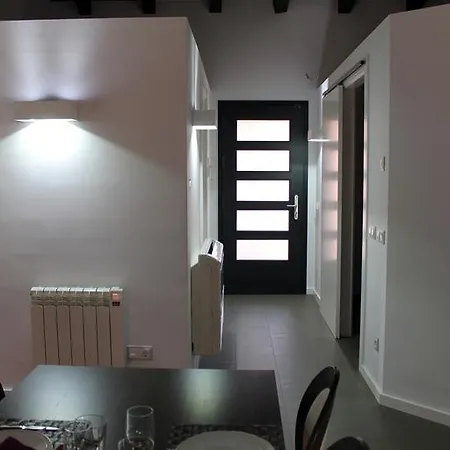 Apartamento Y Habitacions Entre Volcans *