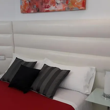 Apartamento Y Habitacions Entre Volcans