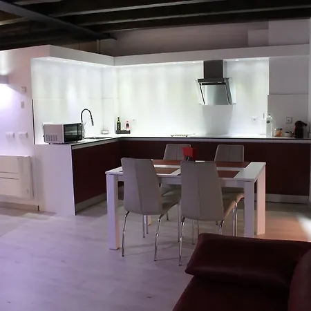 Y Habitacions Entre Volcans Apartamento Olot