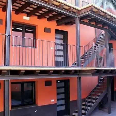 Apartamento Y Habitacions Entre Volcans *
