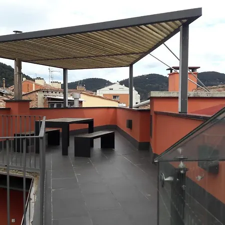 Y Habitacions Entre Volcans *